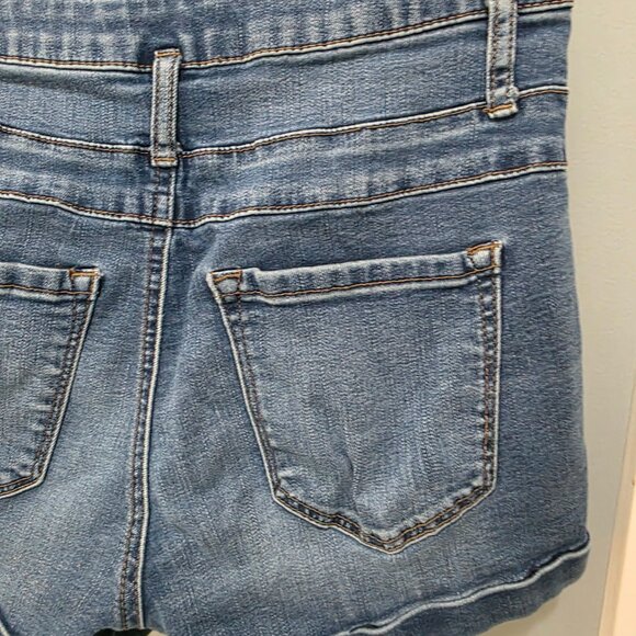 Refuge High-Rise Button Fly Jean Shorts – Size 4, Blue Denim - Picture 8 of 11